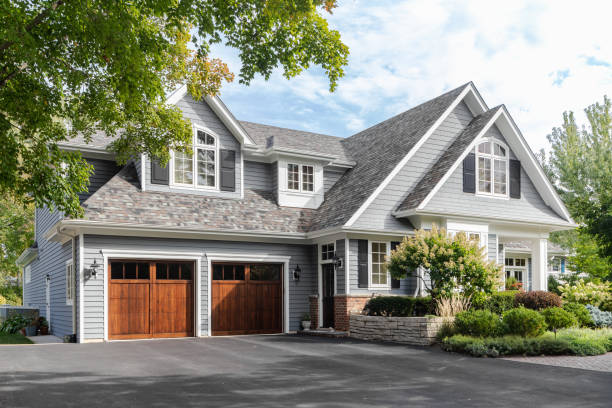 Best Solar Panel Roofing Installation  in Malverne, NY